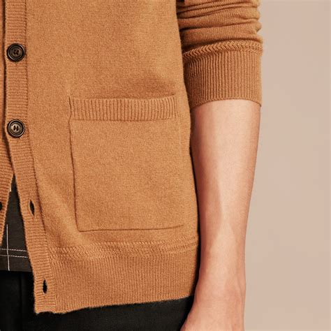 burberry cashmere sweater camel